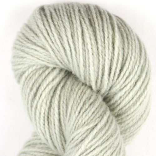 Bild mit Strickgarn in der Farbe Heller Jurafels
