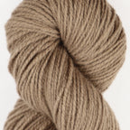 Bild mit Strickgarn in der Farbe Kiefernzapfen hell