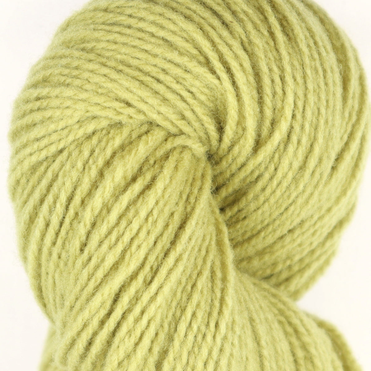 Bild mit Strickgarn in der Farbe Magerrasen